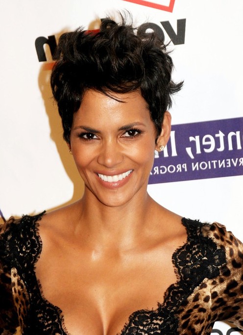 halle berry razor cut