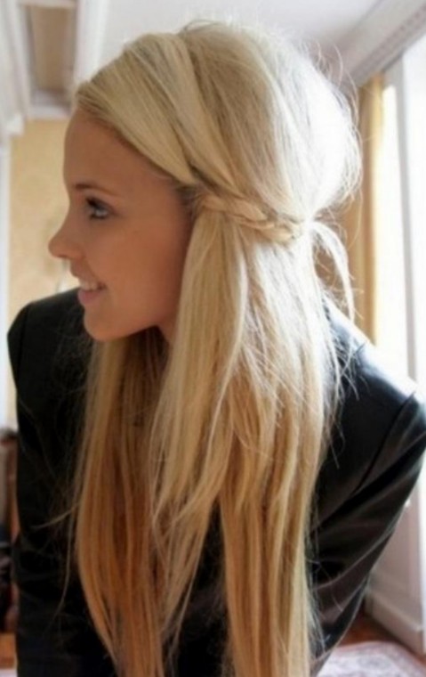 Layered Long Blonde Hairstyles for Girls