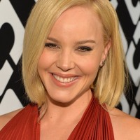 Abbie Cornish Short Bob Hairstyle - Short Blonde Bob Cut