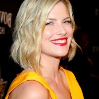 Ali Larter Chic Short Tousled Curly Bob Hairstyle