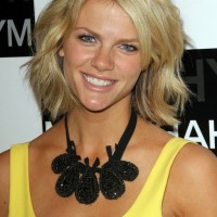 Brooklyn Decker Layered Short Bob Hairstyle for Thick Hair