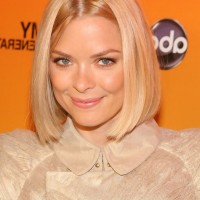 Jaime King Short Haircut: Straight Bob Hairstyle for Fall