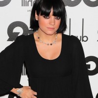 Lily Allen Short Black Blunt Bob Haircut