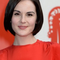 Michelle Dockery Short Haircut: Stacked Bob Hairstyle