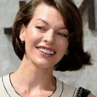 Milla Jovovich Short Bob Hairstyle for Round Shaped Faces