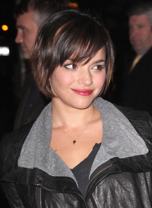 Norah Jones Cute Short Bob Haircut for Girls