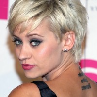 Best Short Pixie Cut for Women from Kimberly Wyatt