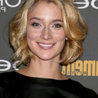Caitlin Fitzgerald Cute Short Wavy Curly Bob Hairstyle