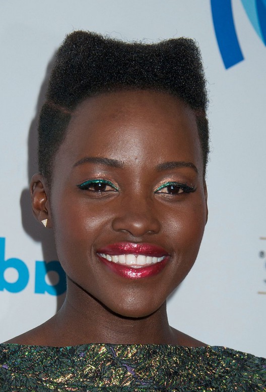 Celebrity Lupita Nyong'o Flat-top Haircut for Black Women