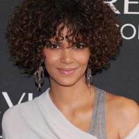 Halle Berry Short Curly Hairstyles for Oval Faces