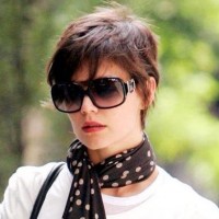 Katie Holmes's Short layered boy cut for Women