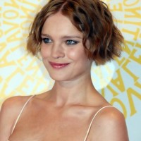 Natalia Vodianova Cute Short Finger Wave Haircut for Women