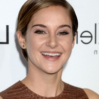 Shailene Woodley Short Side Parted Straight Haircut for Women