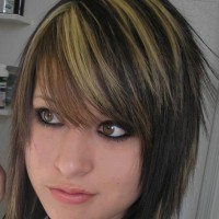 Short EMO Hairstyles for Girls