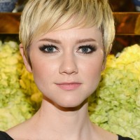 Valorie Curry Cute Short Blonde Pixie Haircut for Girls