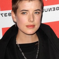 Very Short Hairut for Women Buzzcut from Agyness Deyn