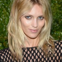Anja Rubik Chic Medium Hairstyle with Tousled Layers