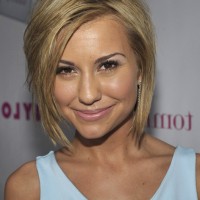 Chelsea Kane Short Layered Razor Hairstyle for Oval Faces