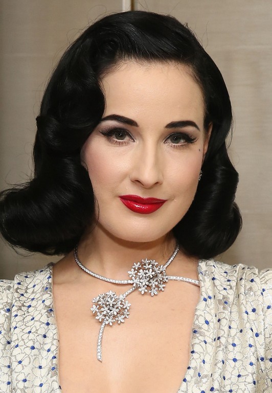 Dita Von Teese Finger Wave