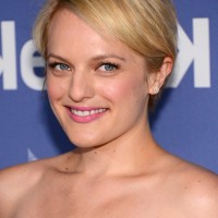 Elisabeth Moss Cute Side Parted Short Straight Haircut for Fine Hair