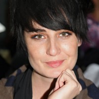 Erin O'Connor Short Straight Black Hairstyle with Side Swept Bangs