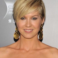 Jenna Elfman Layered Short Hairstyle with Side Swept Bangs