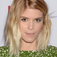 Kate Mara Cute Medium Messy Wavy Hairstyle for Students