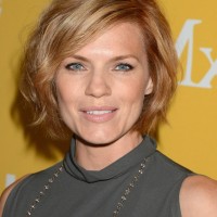 Kathleen Rose Perkins Short Side Parted Hairstyle with Side Swept Bangs