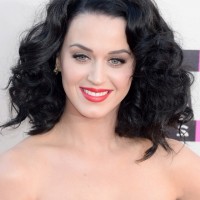 Katy Perry Medium Black Curly Hairstyle for Summer