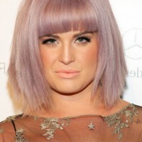 Kelly Osbourne Layered Medium Light Purple Bob Haircut with Blunt Bangs