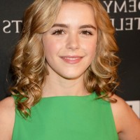 Kiernan Shipka Medium Wavy Curly Hairstyle for Summer