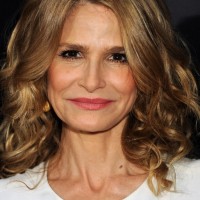 Kyra Sedgwick Medium Curly Hairstyle for Women Over 40