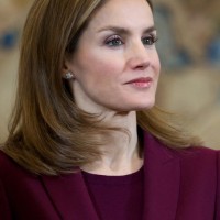 Princess Letizia Latest Shoulder Length Straight Hairstyle with Layers