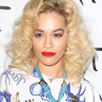 Rita Ora Medium Blonde Curly Hairstyle for Shoulder Length Hair