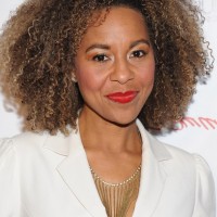 Shawn Richardz Medium Length Curly Hairstyle for Black Women