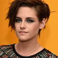 2015 Kristen Stewart Short Haircut: Messy Short Hairstyles with Side Bangs