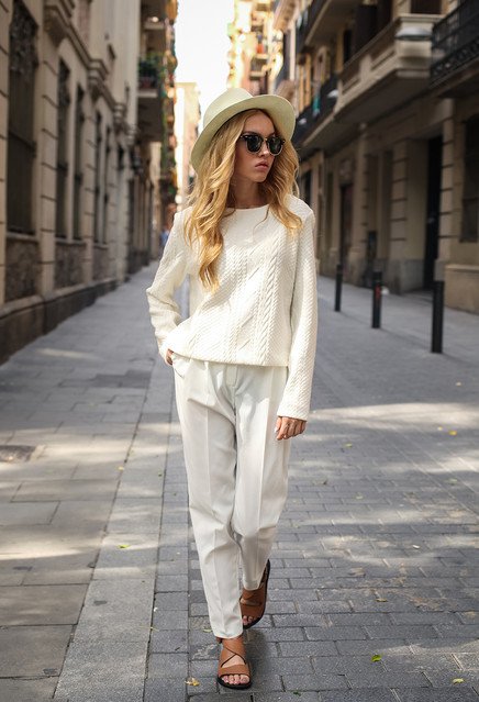 Chic All White Outfit Idea