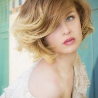 Ombre Short Wavy Hairstyle