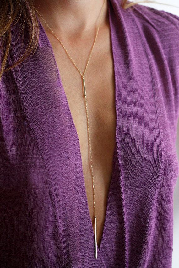 22 Sexy Plunging Neckline Looks for This Fall/Winter