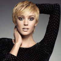 24 Cute Short Hairstyles (with Bangs)