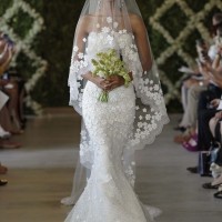 22 Must-See Spring Wedding Dress Trends