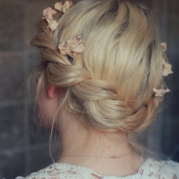 Beautiful Twisted Hairstyle for Prom