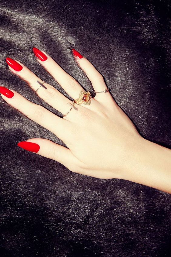 Red Nail