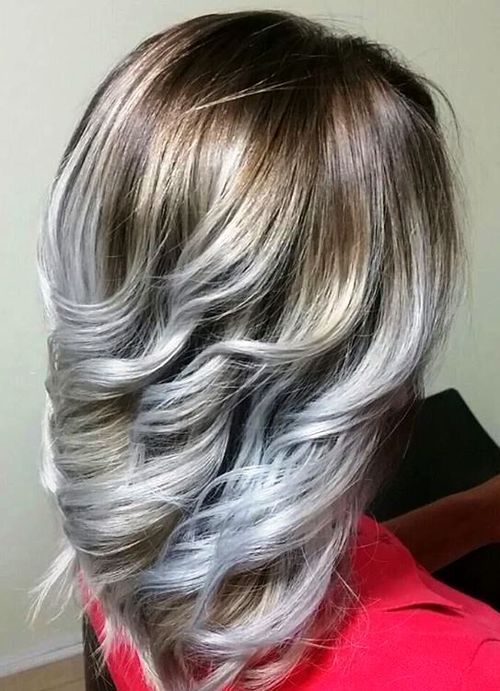 Ideas to Have Sliver and White Highlighted Hair Looks