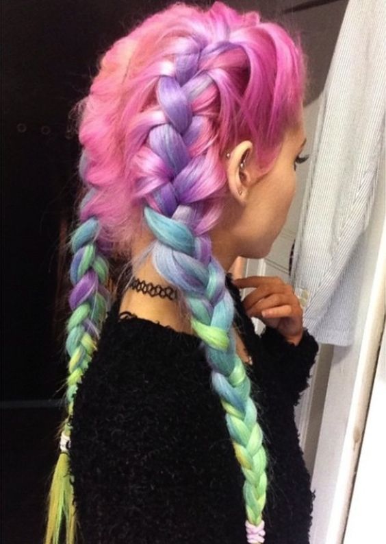 10 Gorgeous Rainbow Hairstyles