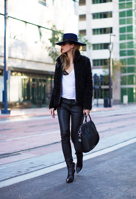 15 Timeless Black and Whilte Outfit Ideas