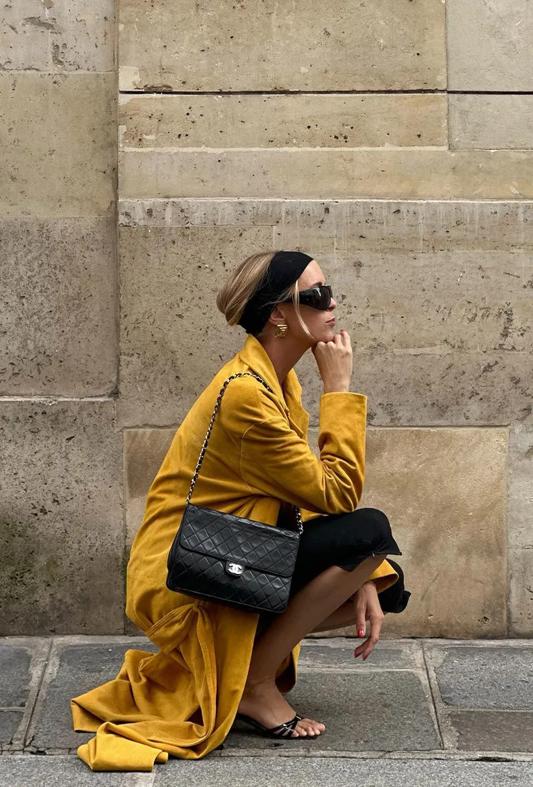 Headband Earrings Yellow Trench Coat Tank Top Capri Pants Mules Shoulder Bag